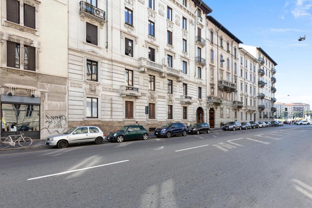 Corso Vercelli Elegant Apartment Milan Exterior photo